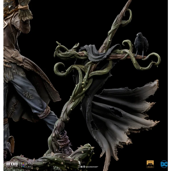 Soška Iron Studios Scarecrow Deluxe Art Scale 1 10 DC Comics