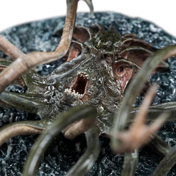 Soška Weta Workshop Miniature Statue The Lord of the Rings - Watcher in the Water - Sochy a sošky - Obrázek 464E000J01