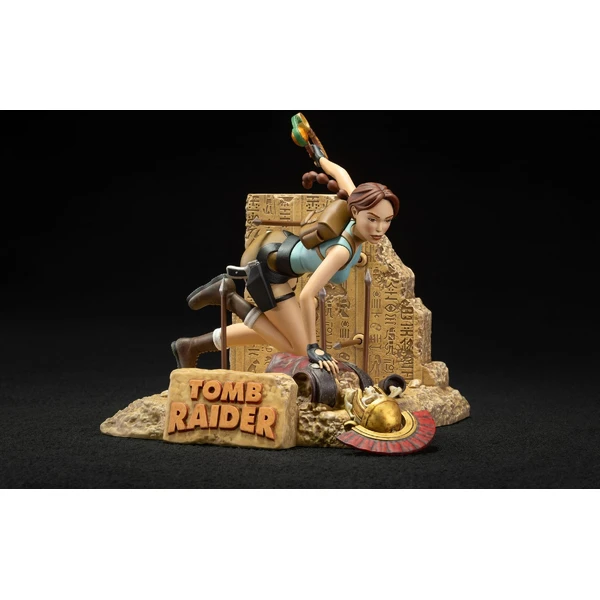 Soška Dark Horse Tomb Raider 1996 - Lara Croft Classic Era 17 cm - Sochy a sošky - Obrázek 5BBC000K01