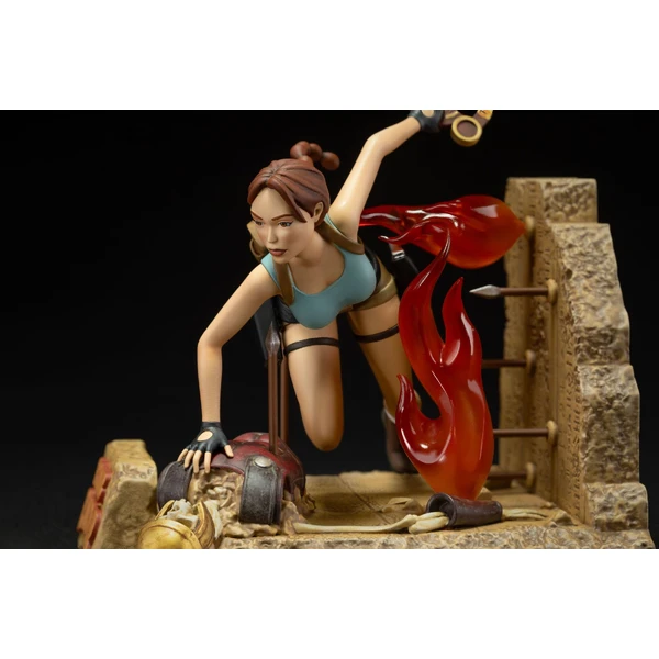 Soška Dark Horse Tomb Raider 1996 - Lara Croft Classic Era 17 cm - Sochy a sošky - Obrázek 6BBC000K01