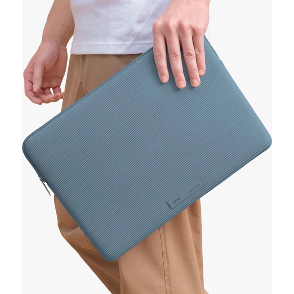 UNIQ Cyprus Ridge Edition neoprenové pouzdro pro MacBook/notebook (15”/16") Sky Blue - Pouzdra - Obrázek 721056e3538647ff9a7a190661f0b468