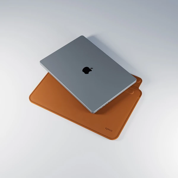 Epico Leather Sleeve kožené pouzdro pro Macbook Pro 13,3"/Air 13"/Air 13,6" hnědé - Pouzdra - Obrázek 82LL000K01