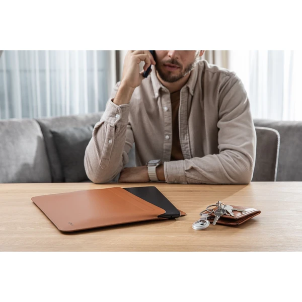 Epico Leather Sleeve kožené pouzdro pro Macbook Pro 13,3"/Air 13"/Air 13,6" hnědé - Pouzdra - Obrázek 92LL000K01