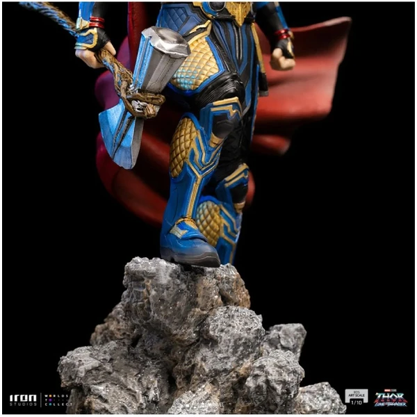Soška Iron Studios BDS Art Scale 1/10: Marvel - Thor Love and Thunder - Thor 26 cm - Sochy a sošky - Obrázek CAS5000O01