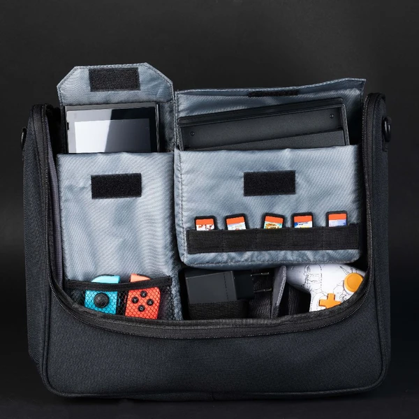 Konix Messenger bag Naruto černý - Brašny - Obrázek GLLH100501