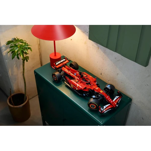 LEGO Technic 42207 Auto Ferrari SF-24 F1 - LEGO - Obrázek HQSE000J01
