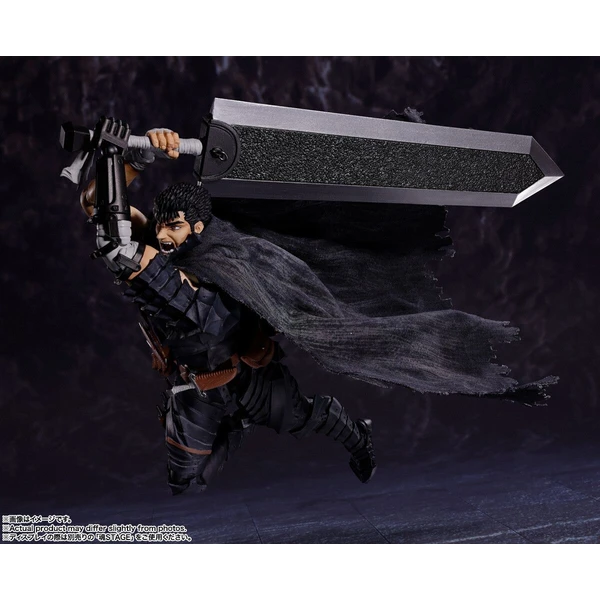 Akční figurka Bandai Tamashii Nations  S.H. Figuarts Berserk - Guts (Berserker Armor) 16 cm - Figurky - Obrázek I7DC000J01