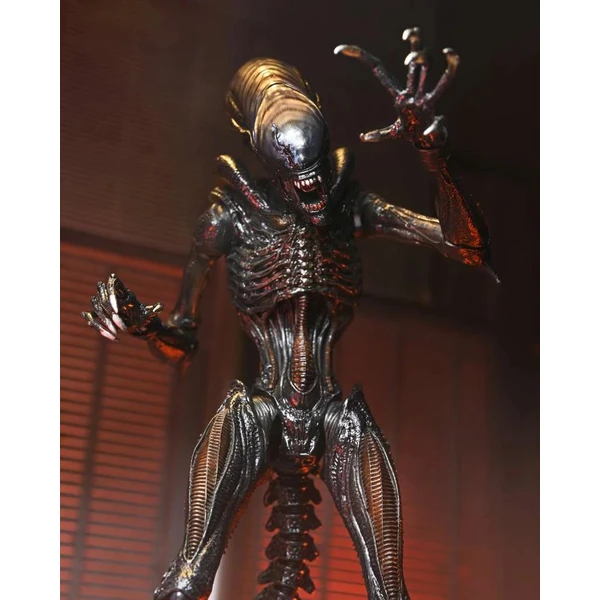 Figurka Neca Alien: Romulus - Scorched Xenomorph 18 cm - Figurky - Obrázek J74G000L01