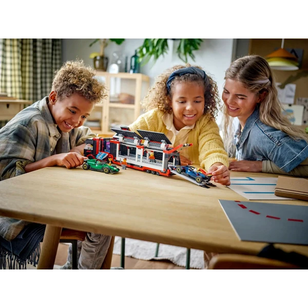 LEGO City 60445 Kamion F1 s vozy F1 RB20 a AMR24 - LEGO - Obrázek K4RE000J01