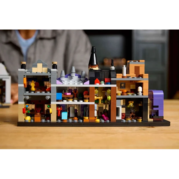 LEGO Harry Potter 76444 Kouzelnické obchody v Příčné ulici - LEGO - Obrázek MASE000J01
