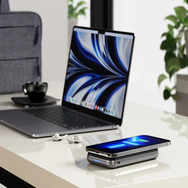 Satechi Powerbanka s bezdrátovou nabíječkou 10 000 mAh vesmírně šedá - Powerbanky - Obrázek OBH8000601