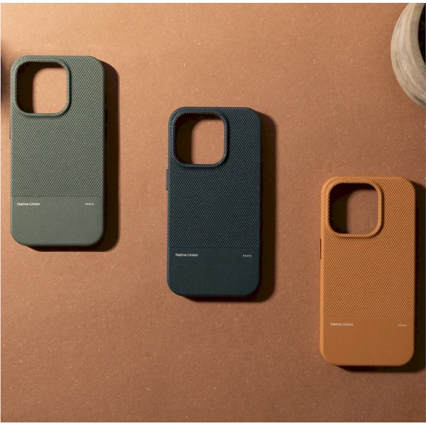 Native Union (RE)Classic MagSafe kryt iPhone 16 černý - Pouzdra - Obrázek OC88000O01