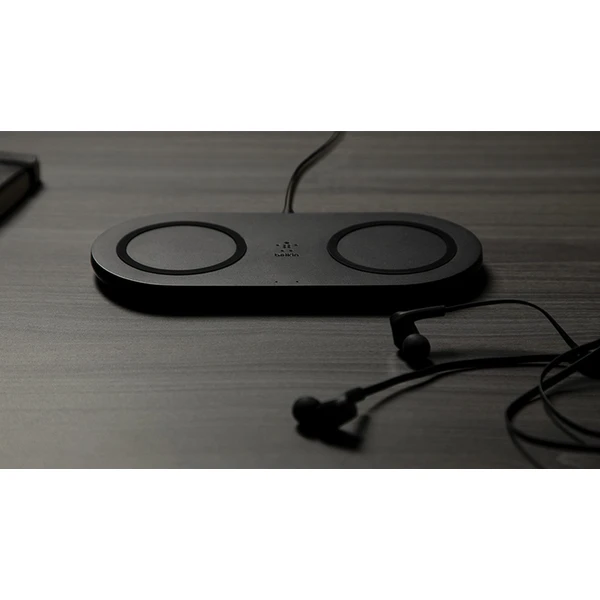 Belkin BOOST CHARGE duální 10W bezdrátová nabíječka černá - Nabíječky - Obrázek T8LF300301