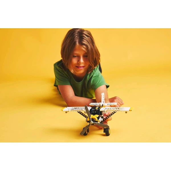 LEGO Technic 42198 Letadlo do vzdálených oblastí - LEGO - Obrázek TOSE000J01