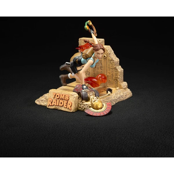 Soška Dark Horse Tomb Raider 1996 - Lara Croft Classic Era 17 cm - Sochy a sošky - Obrázek VABC000K01