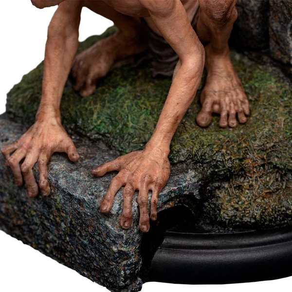 Soška Weta Workshop The Lord of the Rings Trilogy - Gollum (Guide to Mordor) Mini Statue 7 cm - Sochy a sošky - Obrázek W9H0000P01