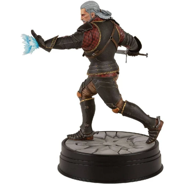 Soška Dark Horse The Witcher 3: Wild Hunt - Geralt Toussaint Tourney Armor 24 cm - Sochy a sošky - Obrázek WCBC000K01