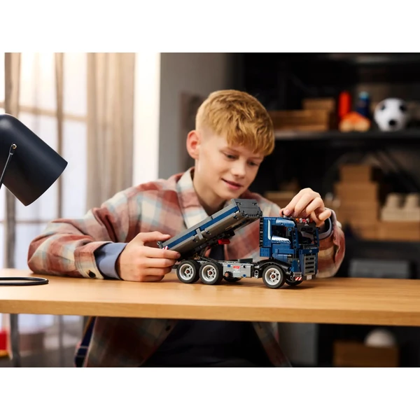 LEGO Technic 42203 Nákladní sklápěč - LEGO - Obrázek WPSE000J01