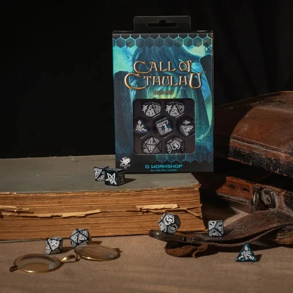 Set kostek Q-workshop Call of Cthulhu Abyssal & White (7 kostek) - Kostky - Obrázek X6DE000O01