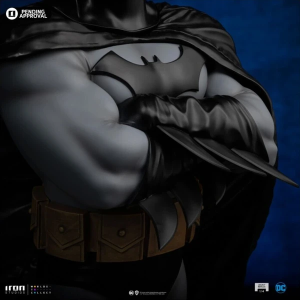 Soška Iron Studios Batman - DC Trinity Legacy Replica 60 cm - Sochy a sošky - Obrázek d_8b8fe239019940b8b207d11512e5cad0